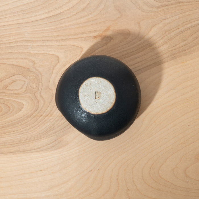 Minimalist Black Tea Cup with Thumb Rest