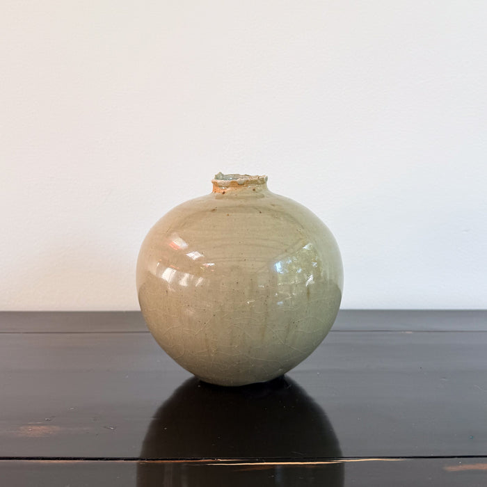 Round Stoneware Vase